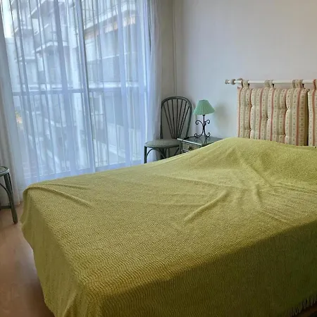 T4 Avec Parking, Balcon Et Proche Commerces A - Fr-1-239-921 Apartamento
