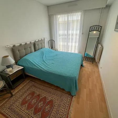 Apartamento T4 Avec Parking, Balcon Et Proche Commerces A - Fr-1-239-921 Biarriz